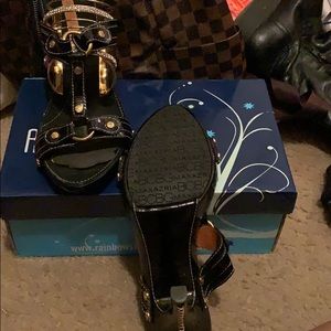 Open toe BCbgmaxazria